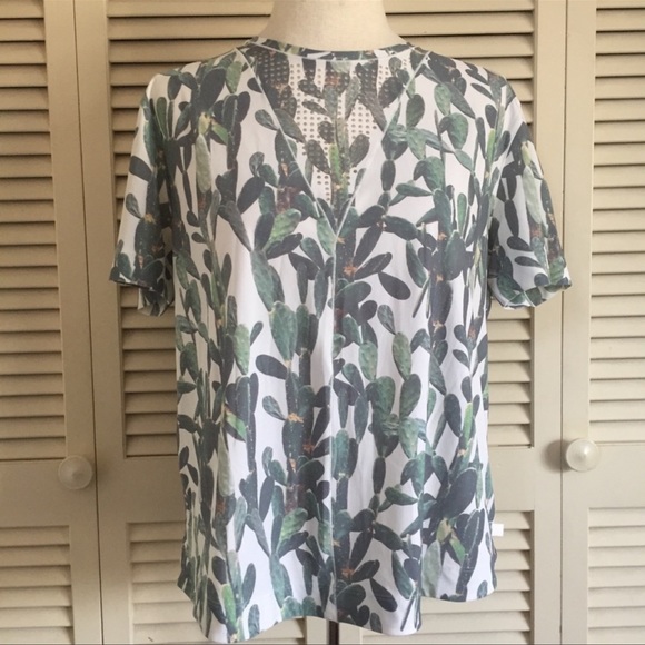 Lululemon Perfectly Perfed Tee in Mini Prickly Pear size 6 - Picture 3 of 5